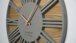 Nástěnné hodiny Roman Loft 50 cm se dřevem Šedé Flexistyle
